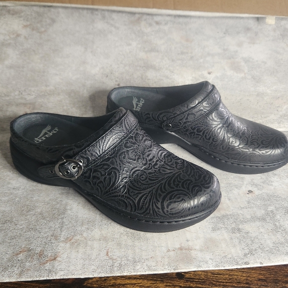 Dansko Allison - Floral Embossed Tooled Leather Clog Mule - Black - 37 - Picture 1 of 9
